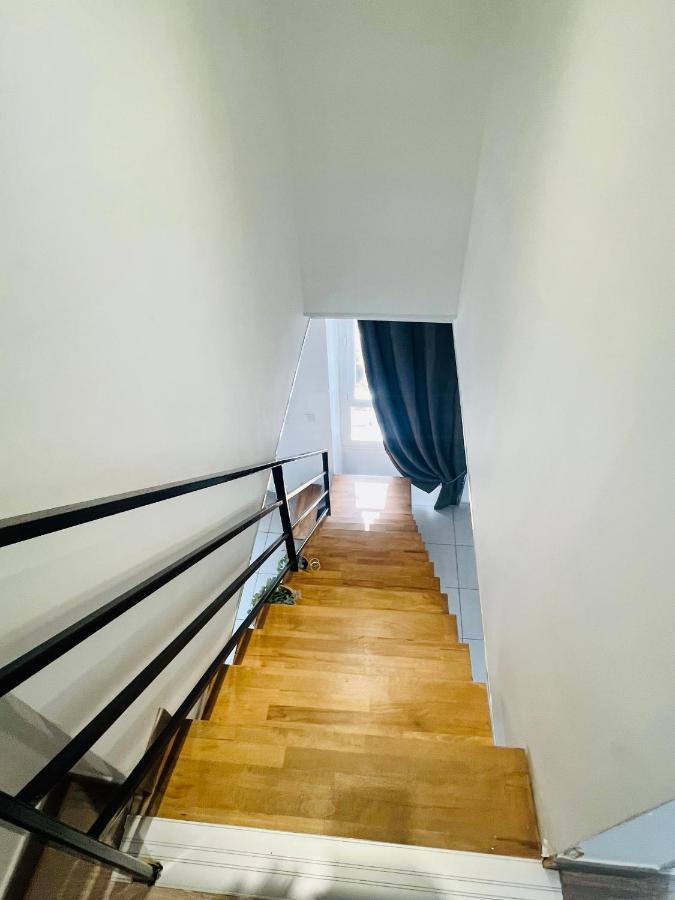 Superbe Duplex Design Neuf 2 Chambres, Climatise Tout Confort, Facile D,Acces Stationnement Gratuit Марсилия Екстериор снимка